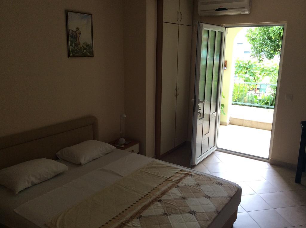 Apartments Simo Petrovac Δωμάτιο φωτογραφία