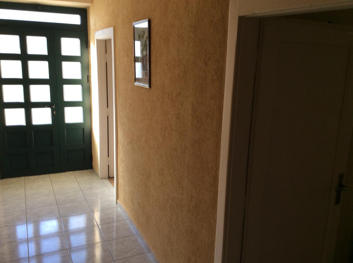 Apartments Simo Petrovac Εξωτερικό φωτογραφία