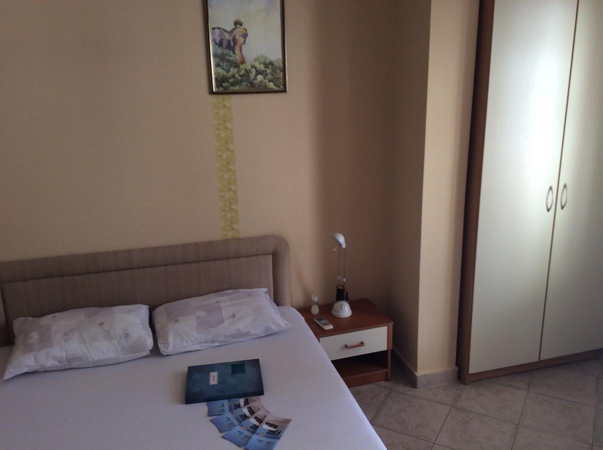 Apartments Simo Petrovac Εξωτερικό φωτογραφία
