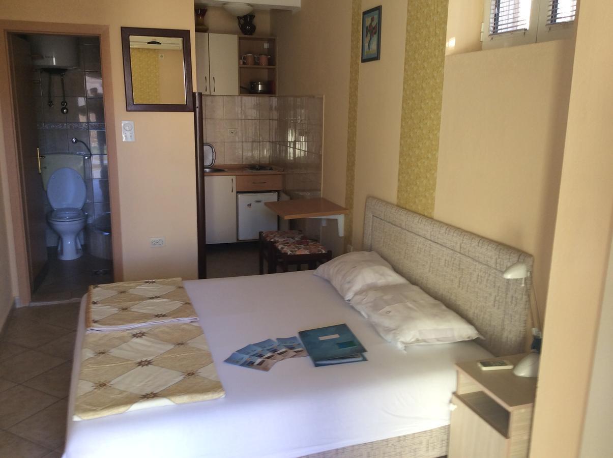 Apartments Simo Petrovac Εξωτερικό φωτογραφία